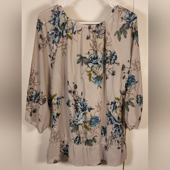 Van Heusen Studio Grey Blue Floral Blouse Size Large Button Front Office Boho - Picture 8 of 9